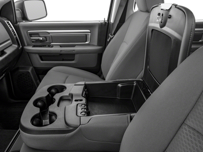 2017 RAM 1500 Big Horn Crew Cab 4x4 5'7' Box