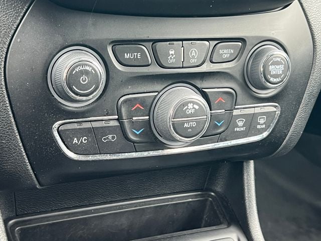2023 Jeep Cherokee Trailhawk 4x4
