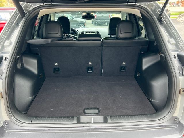 2023 Jeep Cherokee Trailhawk 4x4