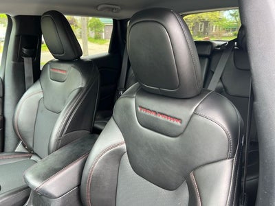 2020 Jeep Cherokee Trailhawk