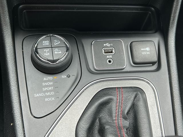 2020 Jeep Cherokee Trailhawk