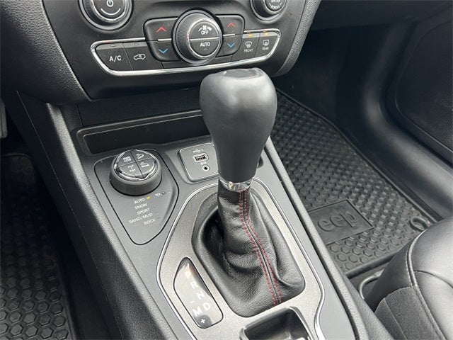 2020 Jeep Cherokee Trailhawk