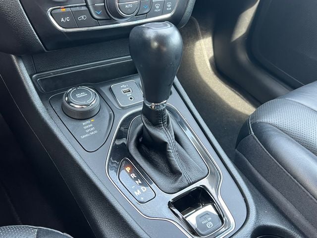 2023 Jeep Cherokee Altitude Lux 4x4