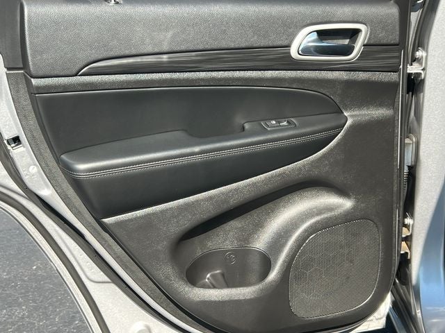 2021 Jeep Grand Cherokee Laredo X 4x4