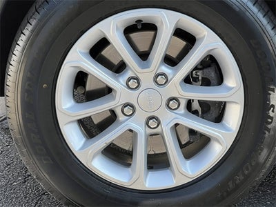 2021 Jeep Grand Cherokee Laredo E 4x4