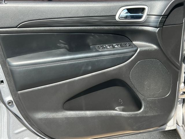 2021 Jeep Grand Cherokee Laredo X 4x4