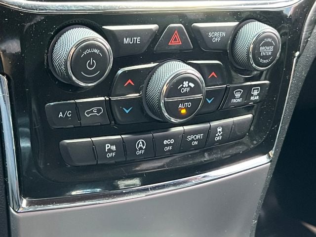 2021 Jeep Grand Cherokee Laredo X 4x4