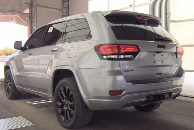 2021 Jeep Grand Cherokee Laredo X 4x4