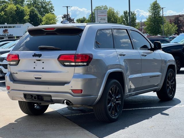 2021 Jeep Grand Cherokee Laredo X 4x4