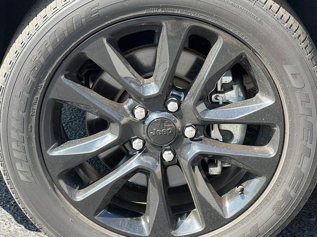 2021 Jeep Grand Cherokee Laredo X 4x4