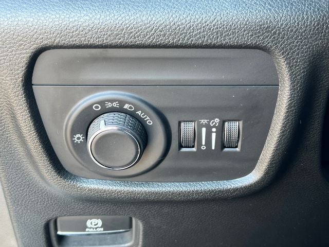 2025 Jeep Grand Cherokee Altitude X 4x4