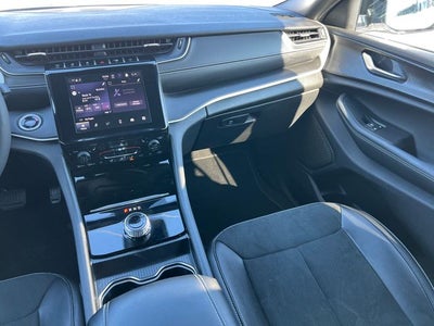 2025 Jeep Grand Cherokee Altitude X 4x4