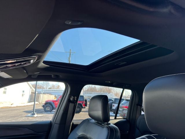 2025 Jeep Grand Cherokee Altitude X 4x4