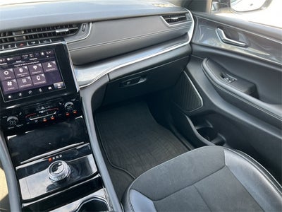 2022 Jeep Grand Cherokee Altitude 4x4