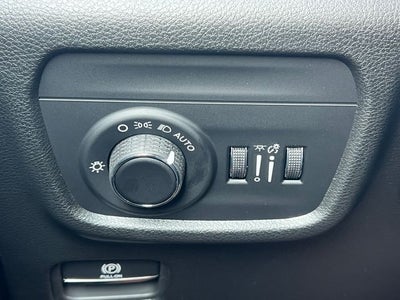 2026 Jeep Grand Cherokee GRAND CHEROKEE LAREDO X 4X4
