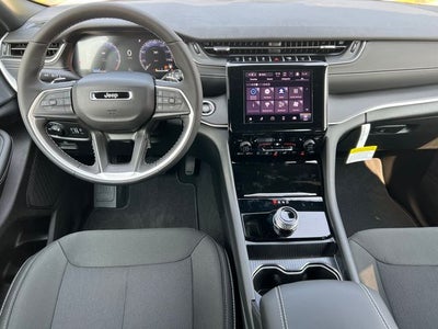 2026 Jeep Grand Cherokee GRAND CHEROKEE LAREDO X 4X4