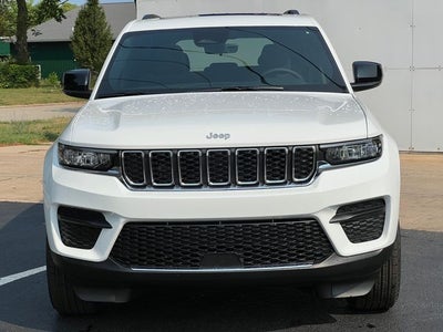 2026 Jeep Grand Cherokee GRAND CHEROKEE LAREDO X 4X4