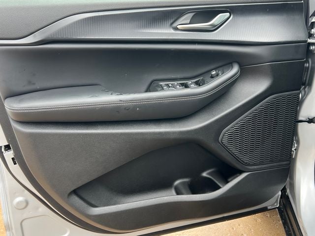 2026 Jeep Grand Cherokee GRAND CHEROKEE LAREDO X 4X4