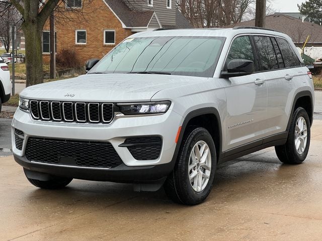 2026 Jeep Grand Cherokee GRAND CHEROKEE LAREDO X 4X4
