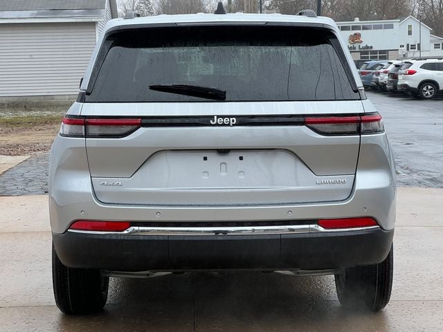 2026 Jeep Grand Cherokee GRAND CHEROKEE LAREDO X 4X4