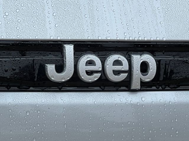 2026 Jeep Grand Cherokee GRAND CHEROKEE LAREDO X 4X4