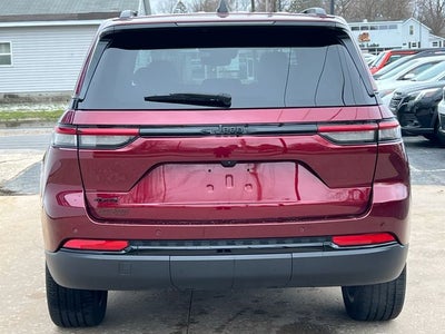 2023 Jeep Grand Cherokee Altitude 4x4