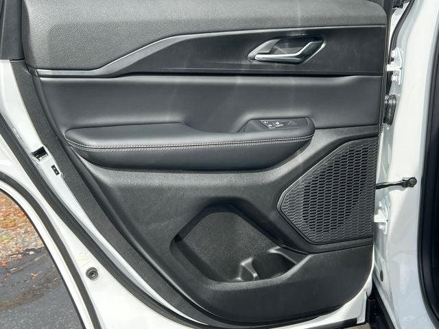 2027 Jeep Grand Cherokee GRAND CHEROKEE LAREDO X 4X4