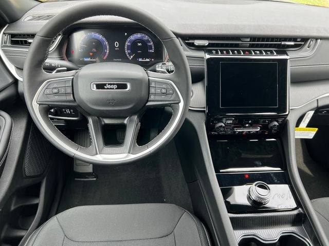 2026 Jeep Grand Cherokee GRAND CHEROKEE LAREDO X 4X4