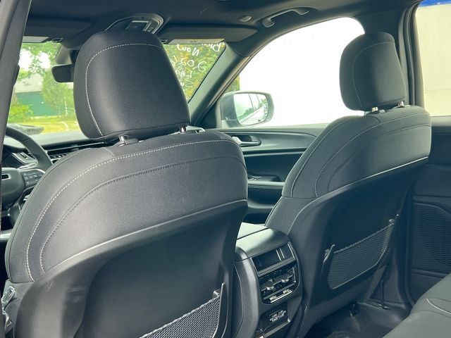 2026 Jeep Grand Cherokee GRAND CHEROKEE LAREDO X 4X4