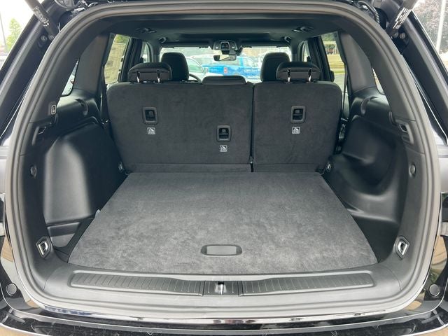 2026 Jeep Grand Cherokee GRAND CHEROKEE LAREDO X 4X4