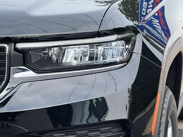 2026 Jeep Grand Cherokee GRAND CHEROKEE LAREDO X 4X4