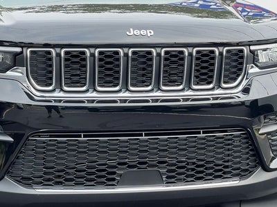 2026 Jeep Grand Cherokee GRAND CHEROKEE LAREDO X 4X4
