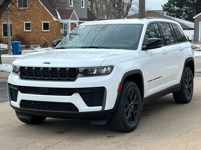2026 Jeep Grand Cherokee GRAND CHEROKEE LAREDO ALTITUDE 4X4