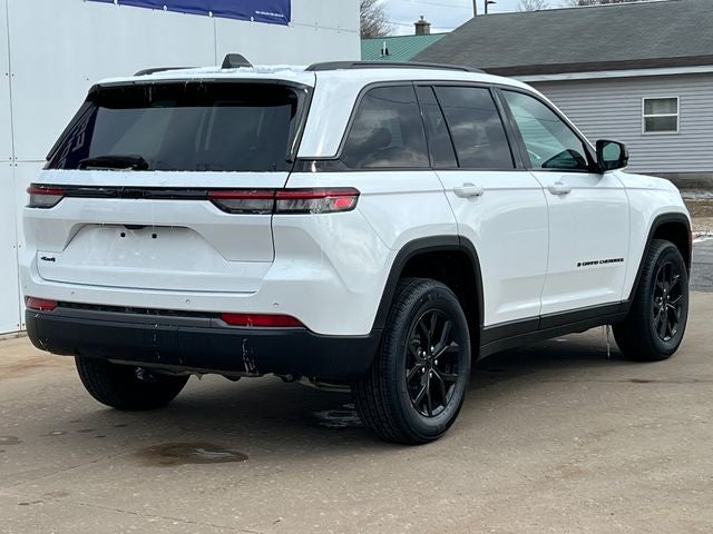 2026 Jeep Grand Cherokee GRAND CHEROKEE LAREDO ALTITUDE 4X4