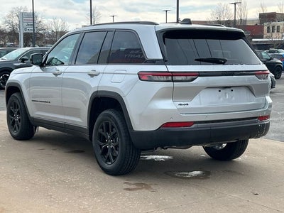 2026 Jeep Grand Cherokee GRAND CHEROKEE LAREDO ALTITUDE 4X4