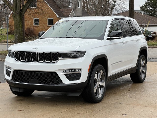 2025 Jeep Grand Cherokee GRAND CHEROKEE LIMITED 4X4