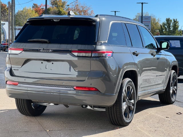 2027 Jeep Grand Cherokee GRAND CHEROKEE LIMITED RESERVE 4X4