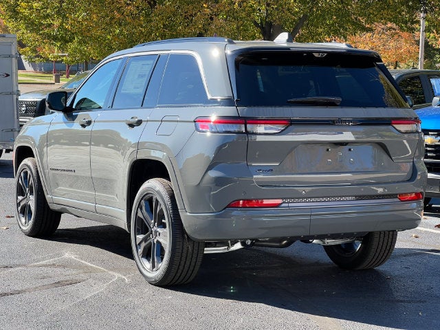 2027 Jeep Grand Cherokee GRAND CHEROKEE LIMITED RESERVE 4X4