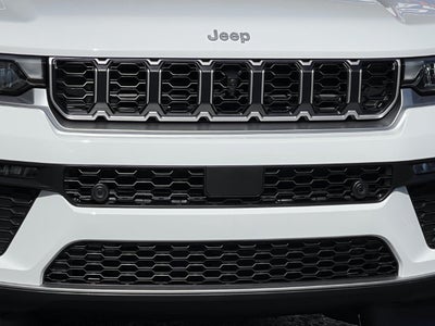 2027 Jeep Grand Cherokee GRAND CHEROKEE LIMITED 4X4