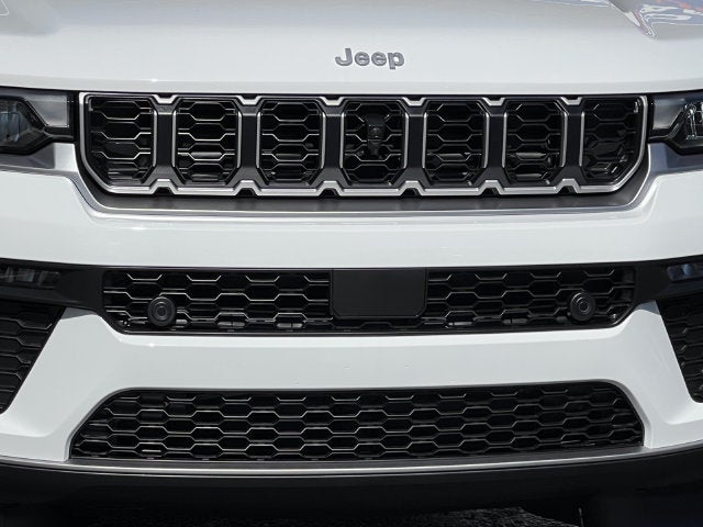 2027 Jeep Grand Cherokee GRAND CHEROKEE LIMITED 4X4