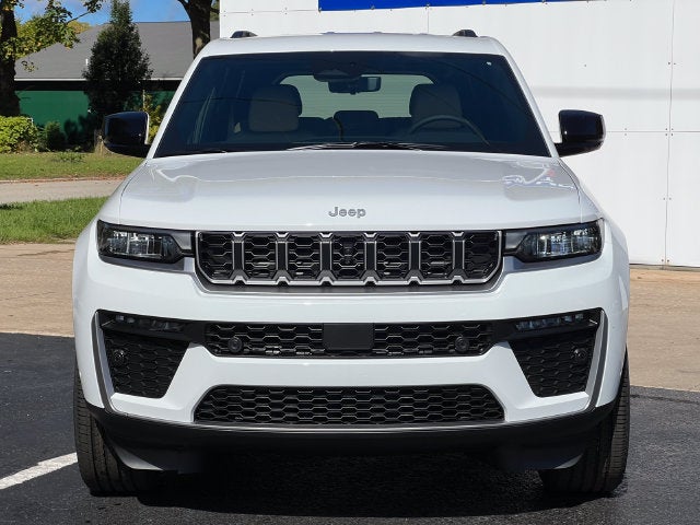 2027 Jeep Grand Cherokee GRAND CHEROKEE LIMITED 4X4