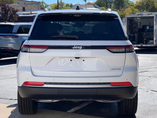 2027 Jeep Grand Cherokee GRAND CHEROKEE LIMITED 4X4