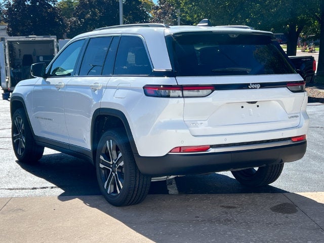 2027 Jeep Grand Cherokee GRAND CHEROKEE LIMITED 4X4