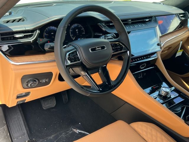 2026 Jeep Grand Cherokee GRAND CHEROKEE SUMMIT 4X4