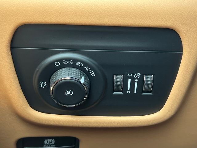 2026 Jeep Grand Cherokee GRAND CHEROKEE SUMMIT 4X4