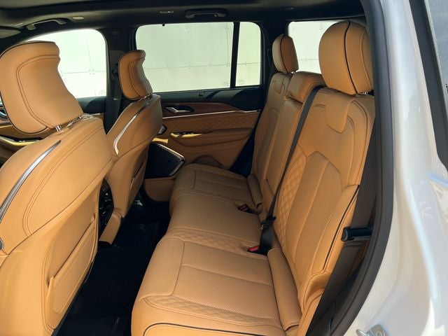 2026 Jeep Grand Cherokee GRAND CHEROKEE SUMMIT 4X4