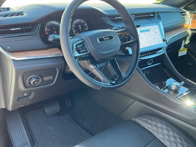 2027 Jeep Grand Cherokee GRAND CHEROKEE SUMMIT 4X4