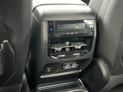 2024 Jeep Grand Cherokee L Altitude 4x4