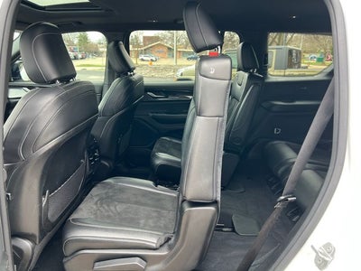 2023 Jeep Grand Cherokee L Altitude 4x4