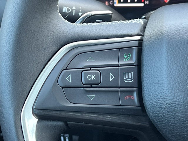 2025 Jeep Grand Cherokee L Altitude 4x4